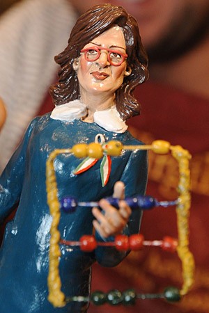Maria Stella Gelmini statuina.jpg